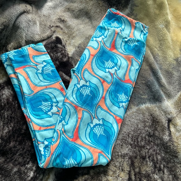 #21 One size Lularoe Blue and Orange Leggings 🤩💙🧡 NWOT - Picture 3 of 7